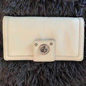 Marc By Marc Jacobs Tri-fold Ivory Turnlock Wallet